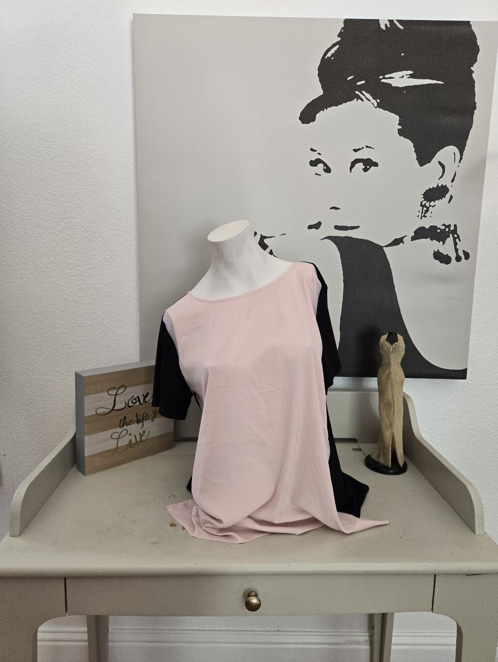 NWT Jones New York Women’s Short Sleeve Colorblock Top - Pink and Black Size L
